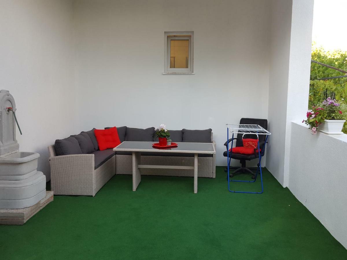 Studio Apartman D&D Banjole Buitenkant foto