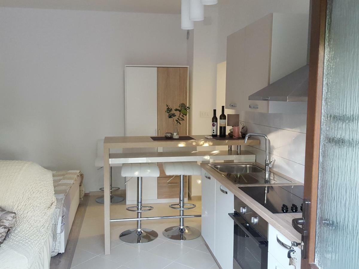 Studio Apartman D&D Banjole Buitenkant foto
